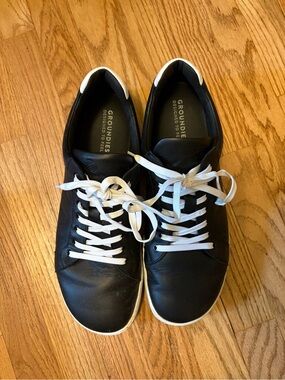 Groundies Men's Black Leather Sneakers with White Laces